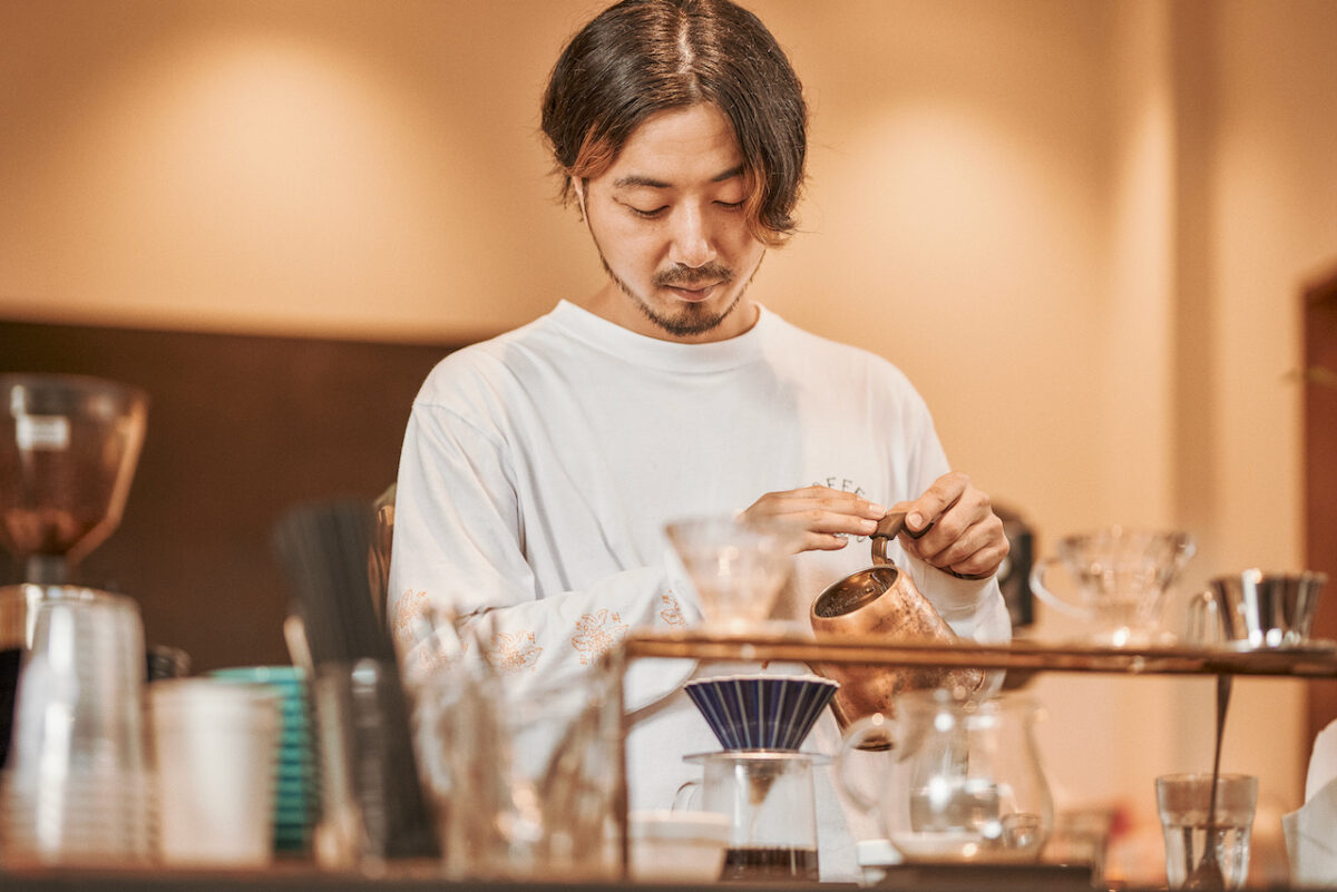 일본 에 있는 IMOM COFFEE ROASTERS 으로 스페셜티 커피를 내린다 01